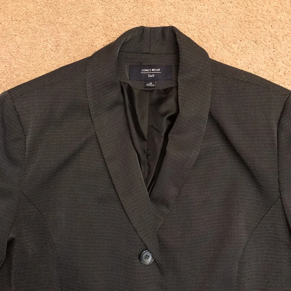 Jones Wear Premium Suit Blazer Jacket Size 16 Grey Career Office Business Corp